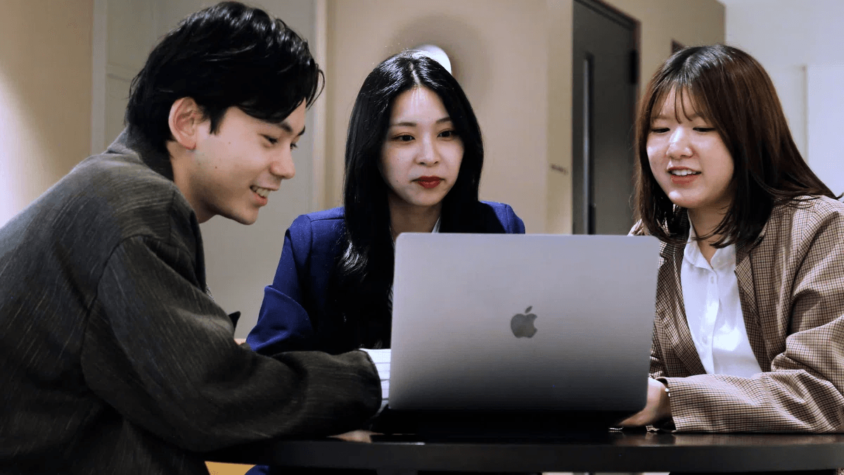 【SNSディレクター職】SNS・YouTubeを“運用する側”のマーケティング実務インターン!